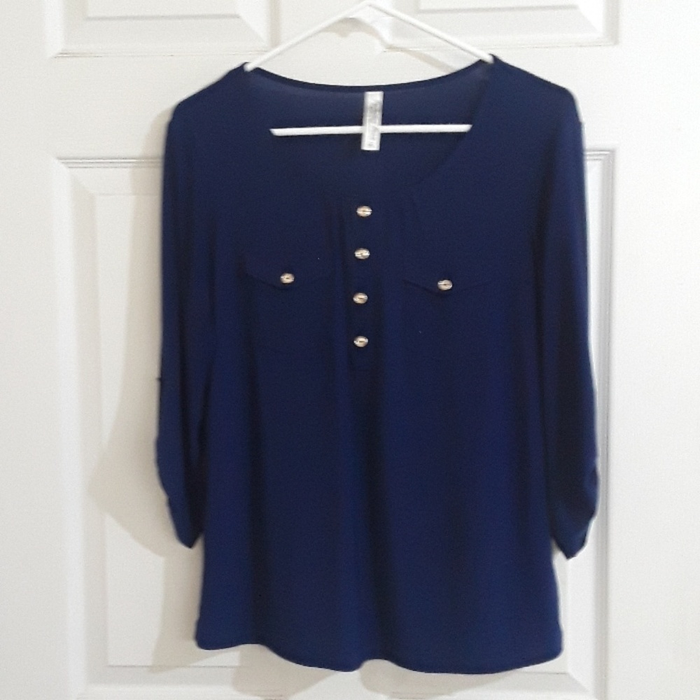 Dark blue beautiful blouse perception petite